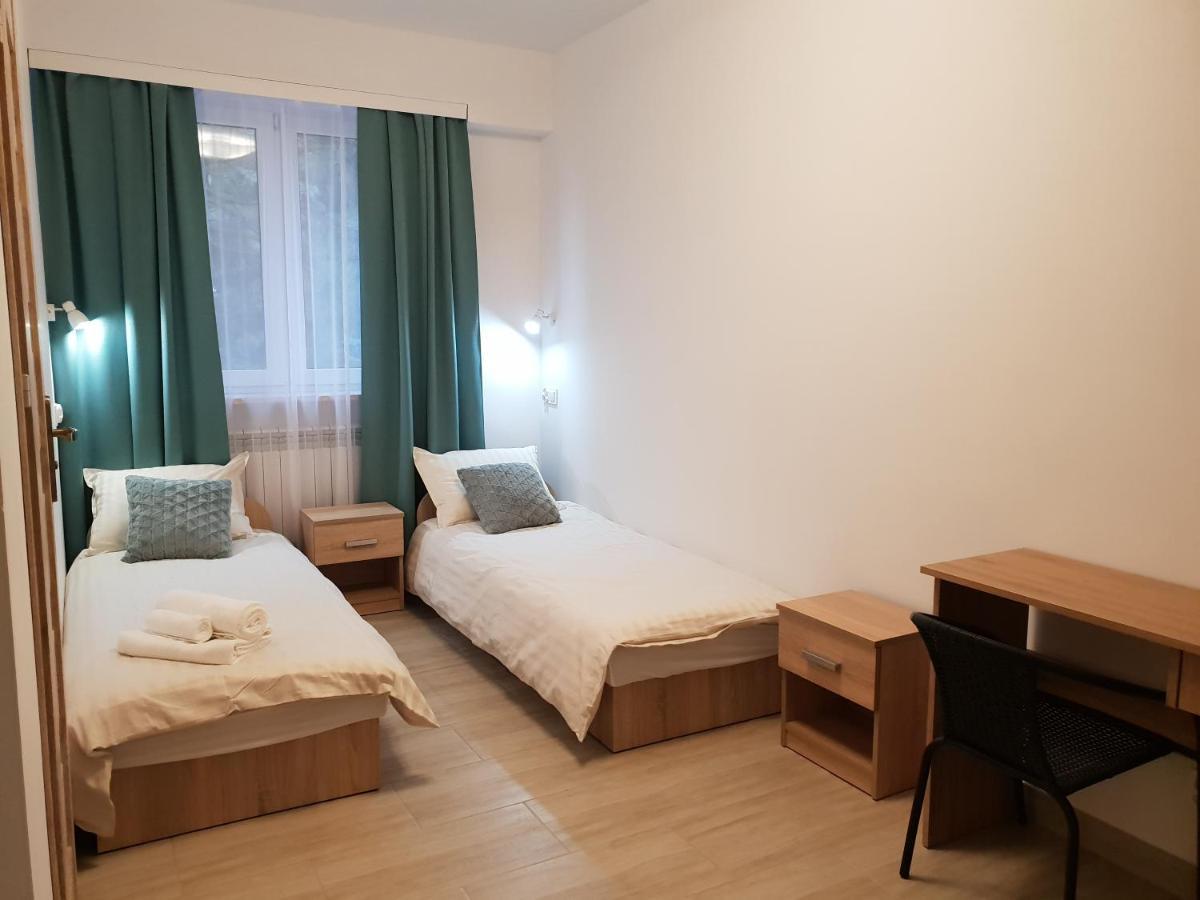 Hostel Mleczna - Metro Zacisze 华沙 外观 照片